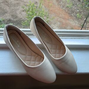 Women wedge heels Sz 7